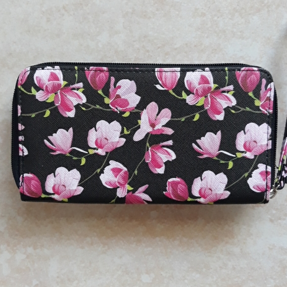 *Host Pick*Tahari RFID pretty wristlet - Picture 2 of 16
